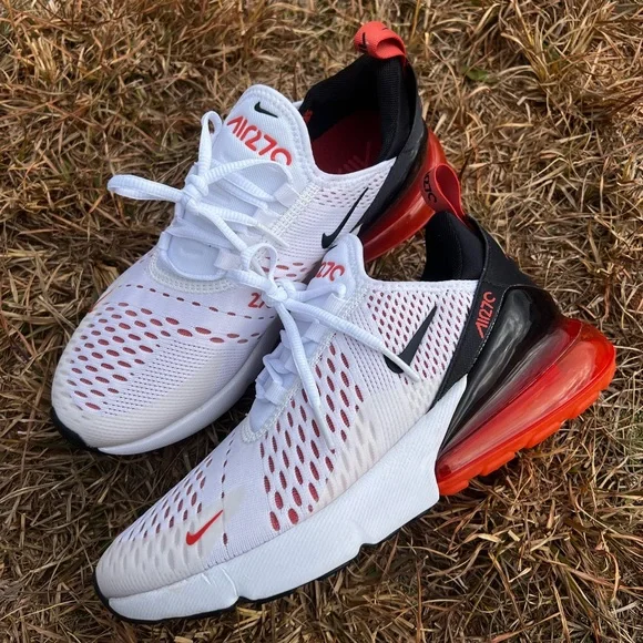 NEW Nike size 6 Mens Air Max 270 Mantra Orange shoes
